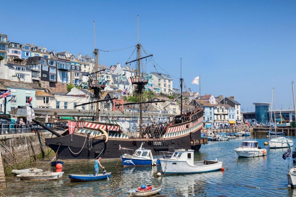 Harbour Hideaway-Cosy & Central Apartment Brixham Exterior photo